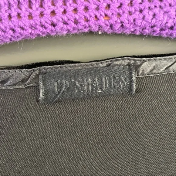 GUC CP shades black velvet tank, size L - Picture 2 of 4